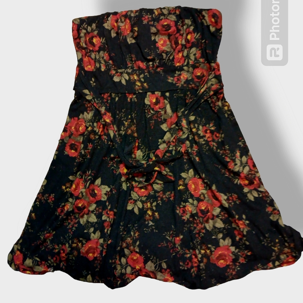 COPY - COPY - American Rags Strapless Top